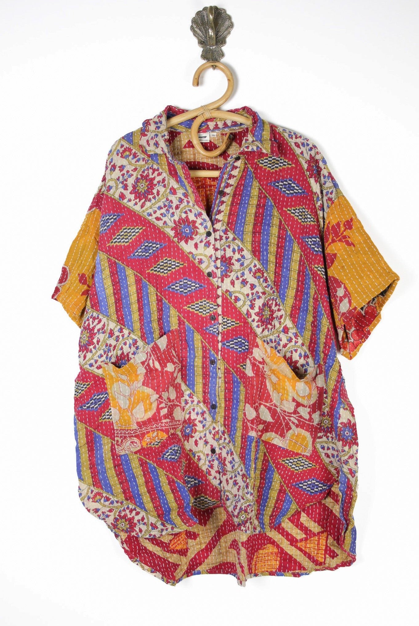 Lila Kantha Shirt XL (10614) LilaShirtXLRenewVintage106141_743cab53-04b8-4681-8e70-902175c2709f Renew Bohemian Pty Ltd
