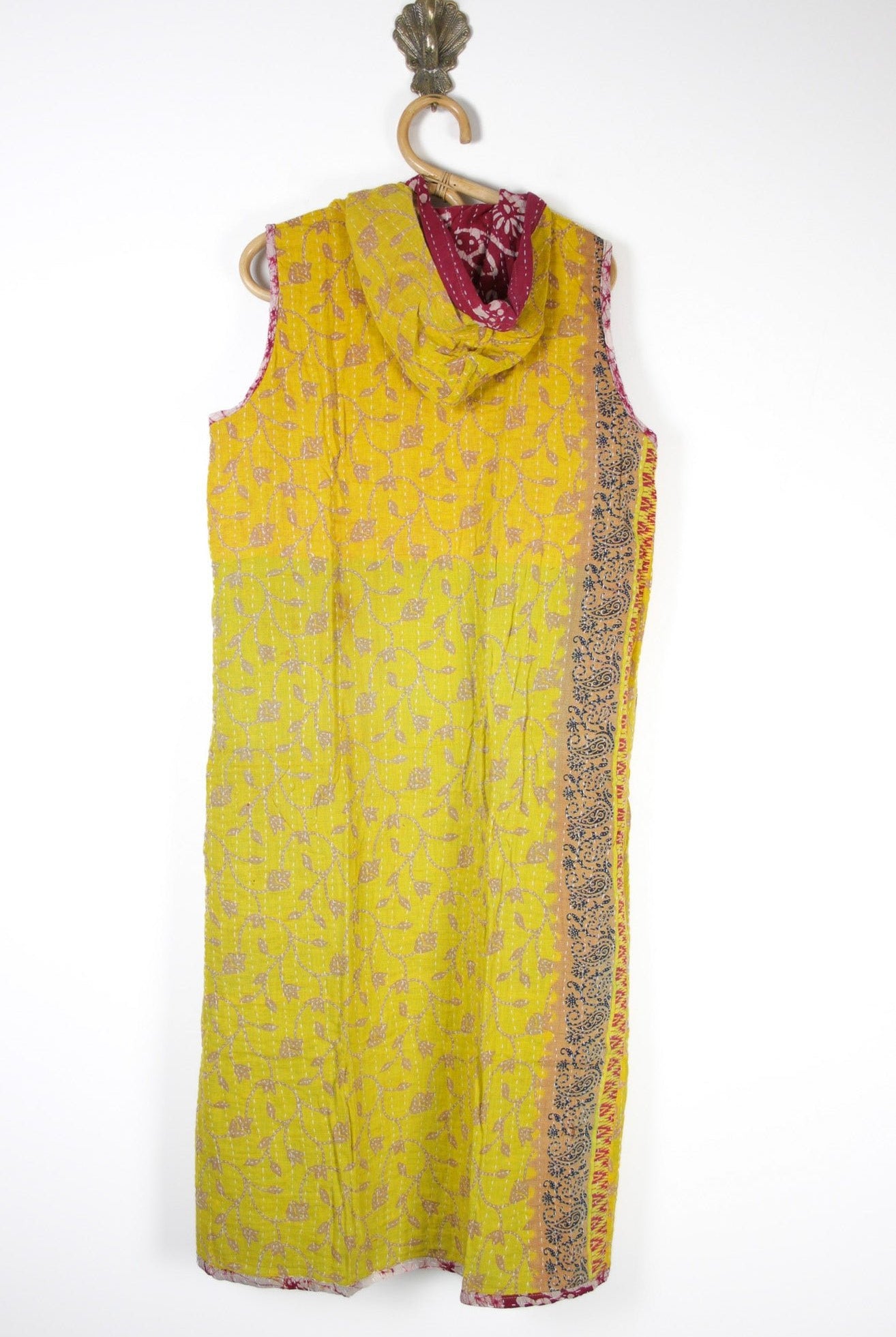Mahuya Vest S/M (12921) MahuyaVestS_MRenewVintage129214_9653c71c-722f-4185-af37-af7622ad85e3 Renew Bohemian Pty Ltd