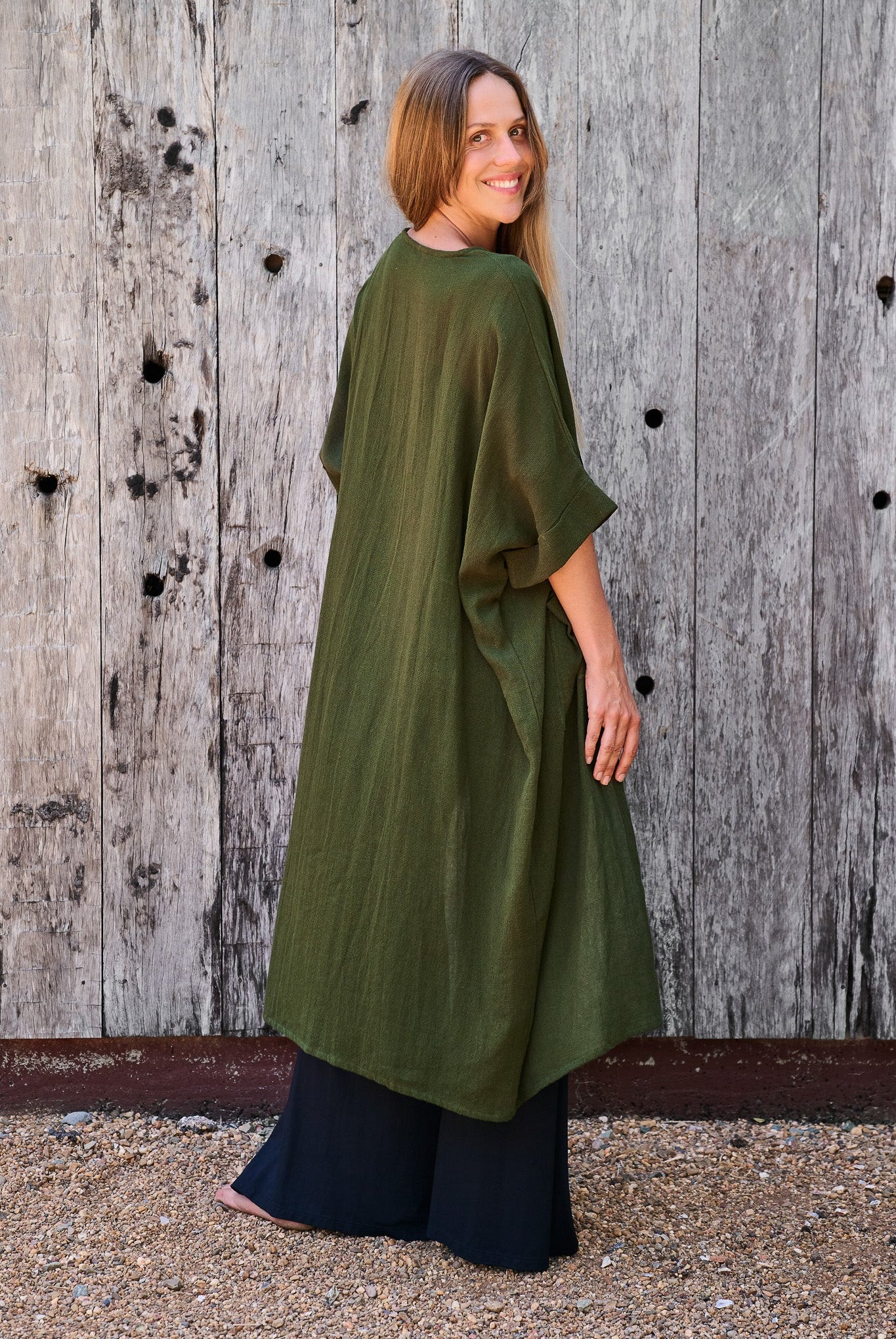 Flow Robe Forest Green RenewBohemianBasicsCamiblackPalazzosblackFlowgreen6_b9b20686-9a8d-4372-b70d-3a9e48f673b5 Renew Bohemian Pty Ltd
