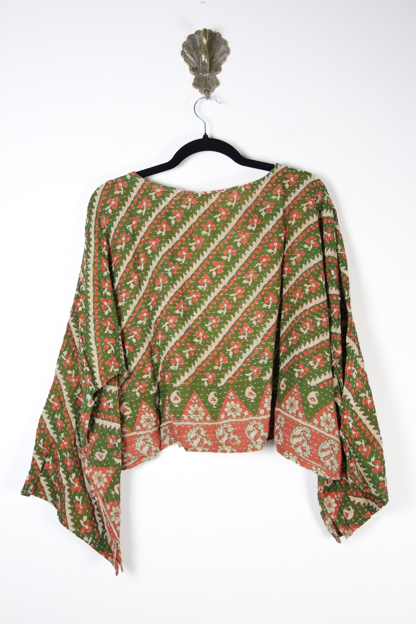 Saral Kantha Top (18101)