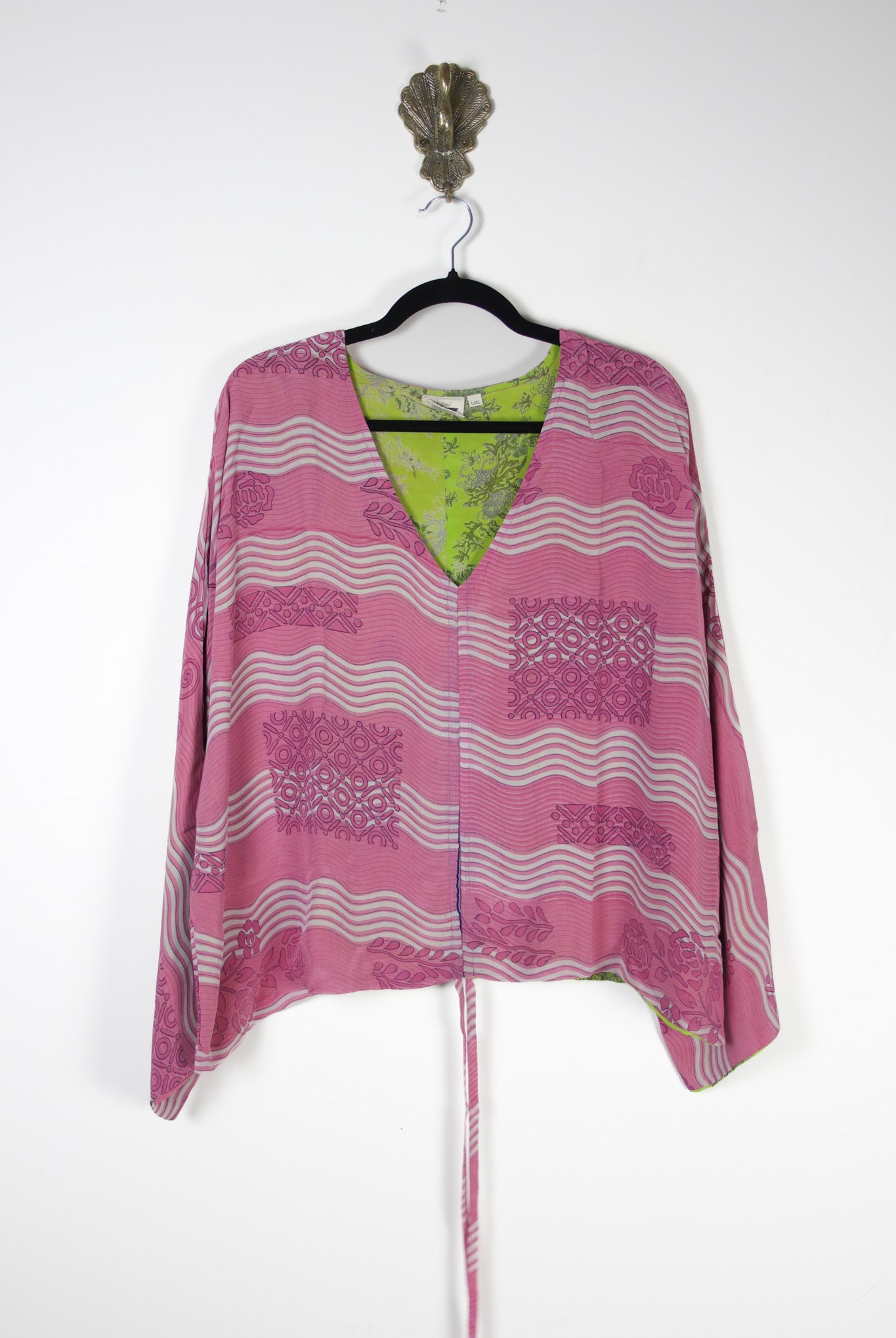 Jovie Silk Top L/XL (20258) SilkJovieL_XLRenewBohemian202581_cd415f6b-6123-4d01-9d7c-2dec812d04c1 Renew Bohemian Pty Ltd