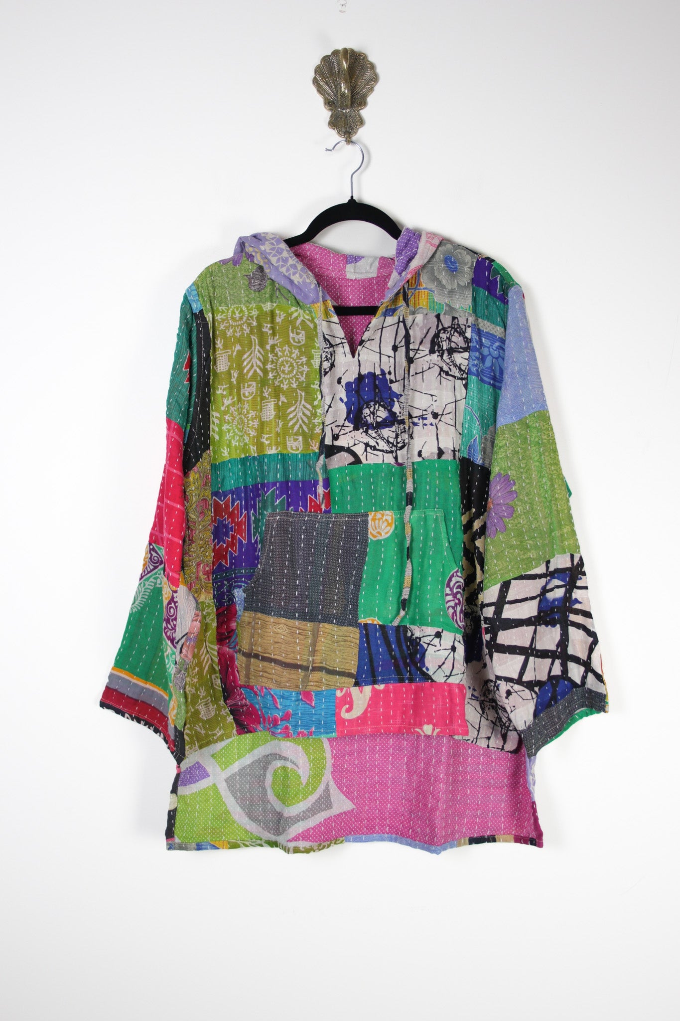 Patchwork Homebody Hoodie M (20119) PatchworkHomebodyHoodieMRenewBohemian201191 Renew Bohemian Pty Ltd