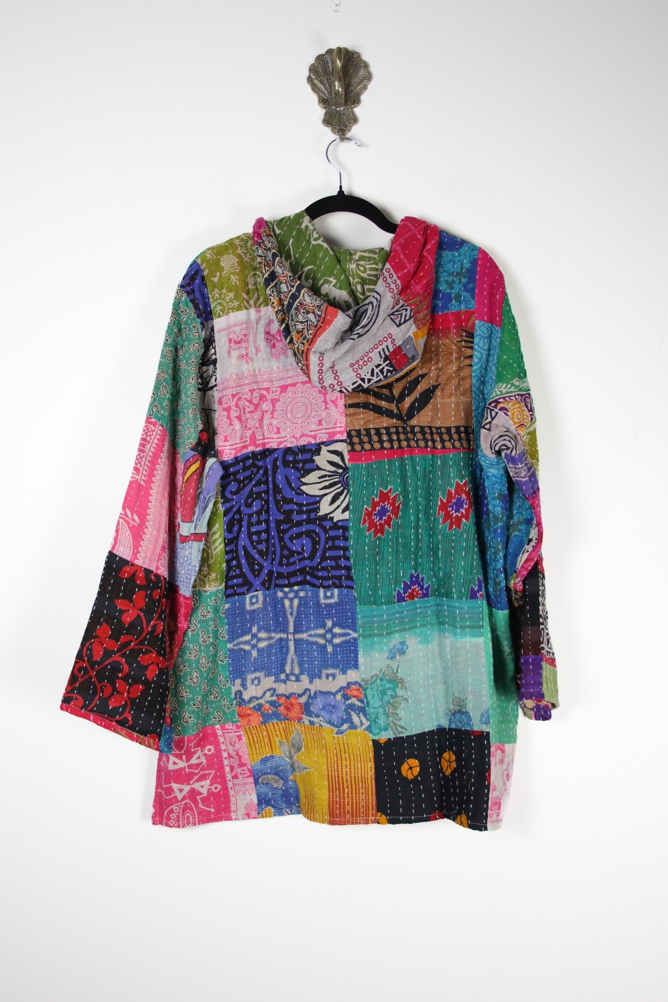 Patchwork Homebody Hoodie M (20122) PatchworkHomebodyHoodieMRenewBohemian201222 Renew Bohemian Pty Ltd