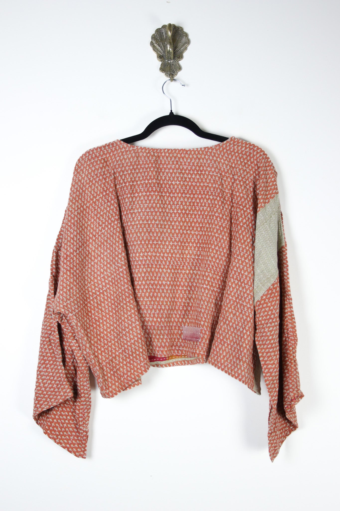 Saral Kantha Top (18048)